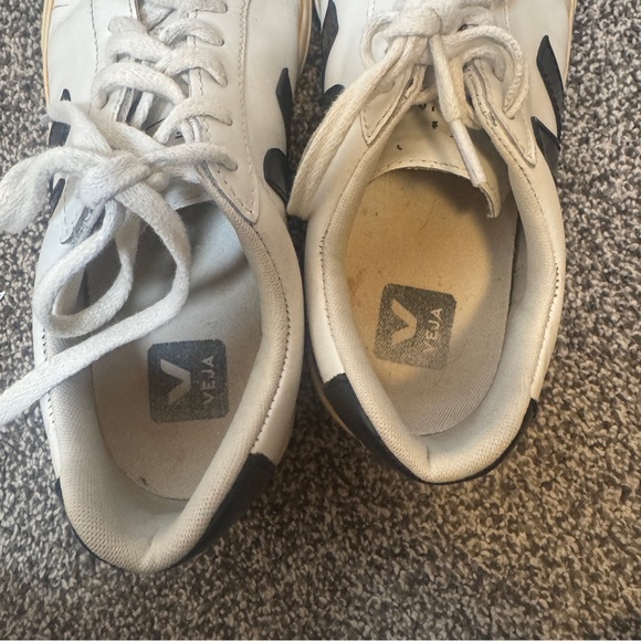 Veja Esplar Leather Sneakers White Black Women’s 7 Low Top - Picture 11 of 11